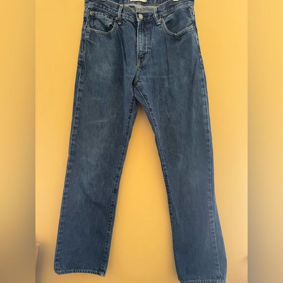 GAP Blue Relaxed Jeans with Timeless Style